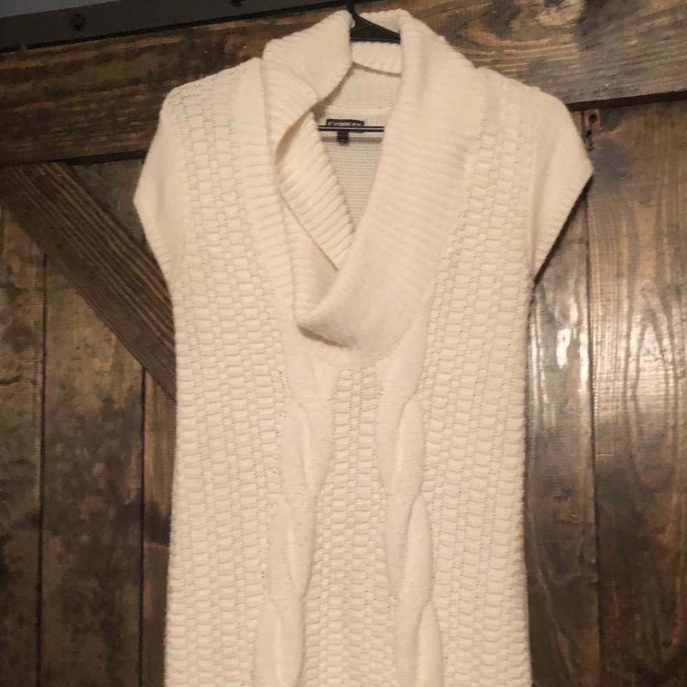 The Limited short sleeve sweater dress